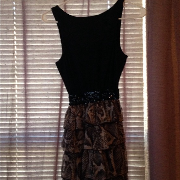 Black snake skin dress - Picture 2 of 2