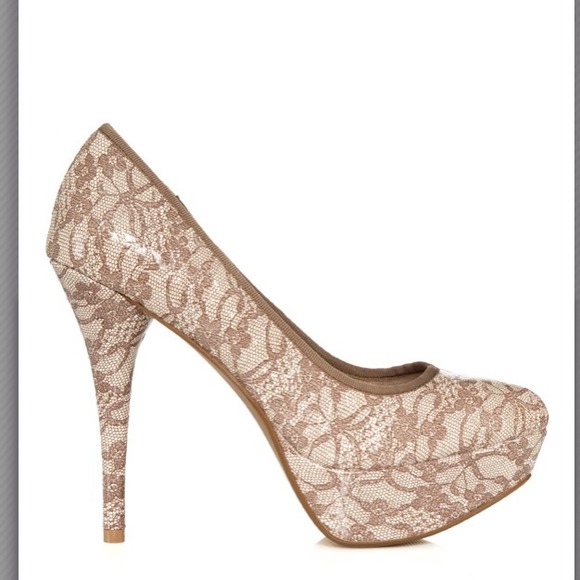 NWOT size 8 beautiful heels - Picture 2 of 4