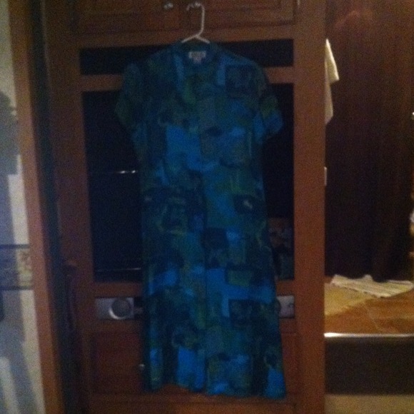 Silk dress - Picture 1 of 2