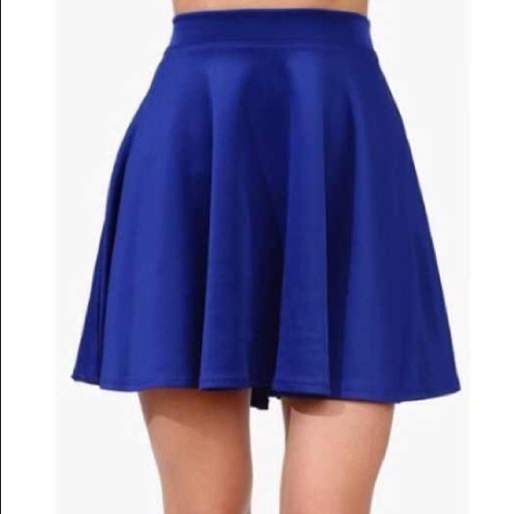 Blue skater skirt - Picture 2 of 2
