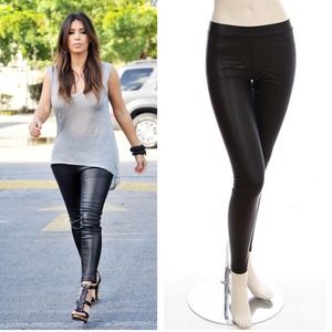 🎀NOW AVAILABLE🎀 Leggings