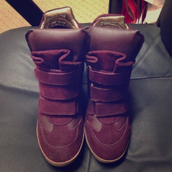 🎊🎉Sneaker wedges.🎉🎊 sold in bundle - Picture 1 of 4