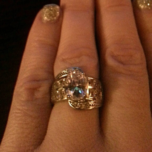 Sold in bundle - Picture 2 of 4