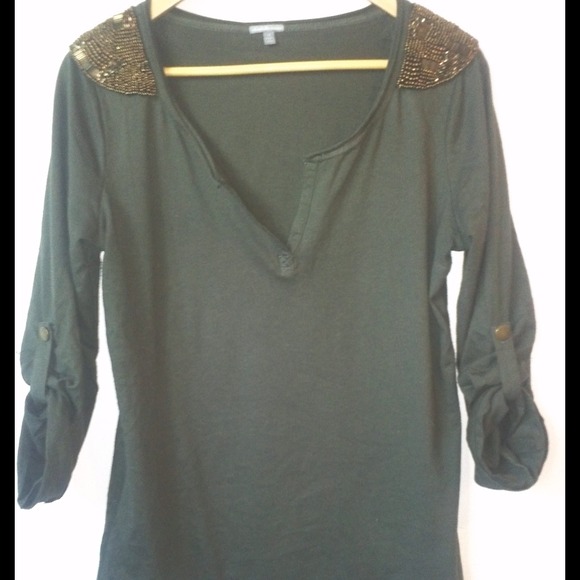 Hold for loreenhanna Green shirt with Gold Bead