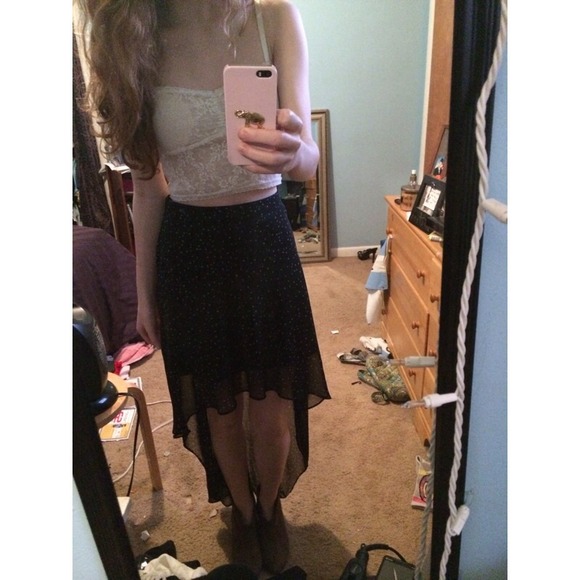 💕bundle💕 shoes + skirt!!