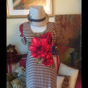 REDUCEDPretty jersey dress  L but fits S-M