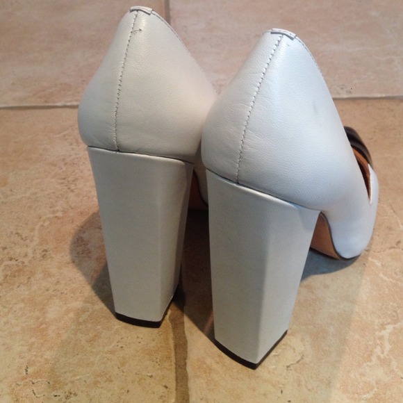 L.A.M.B.  Janaye Heel - Picture 3 of 4