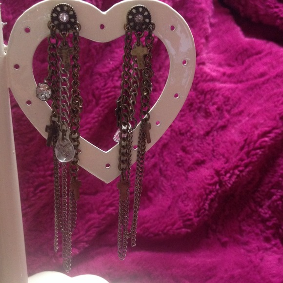 Beautiful chain long earrings