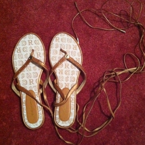 Rocawear Tie up sandals!:)