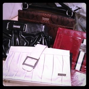 Classic miche base w/ 4 shells.