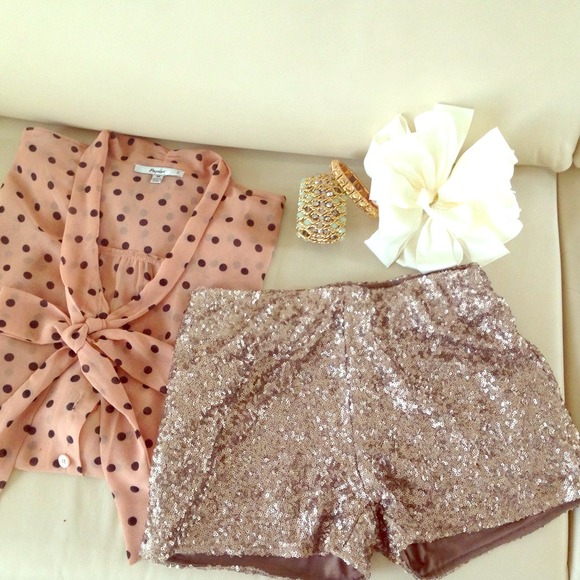 Tres Chic: Titanium/Bronze Tone Sequined Shorts