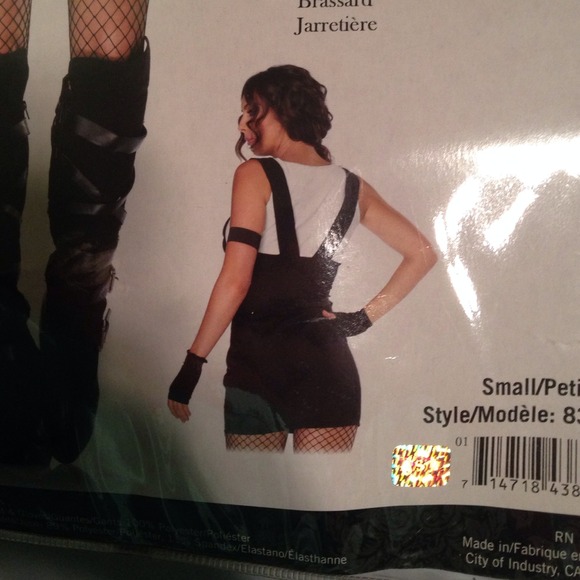 NWOT Sultry swat officer Halloween costume - Picture 2 of 2