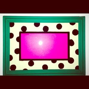 Bluegrass green wall hanging frame