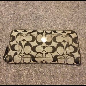 Coach wallet