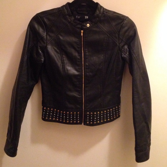 ❌SOLD❌ Size Small Faux Leather Studded Jacket