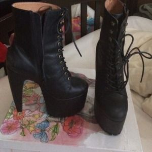 Jeffrey Campbell "gogo" size 7