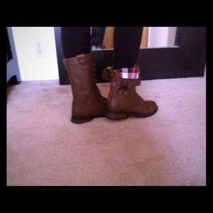 New Brown size 7 women's combat boots