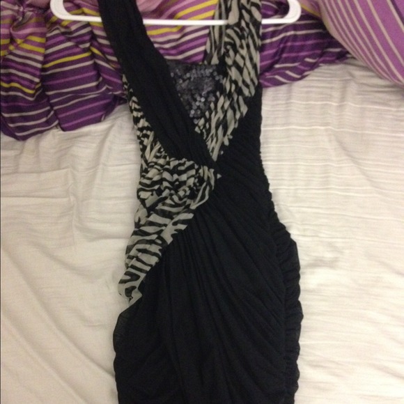Bebe dress