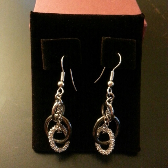 Designer earring - Picture 1 of 2