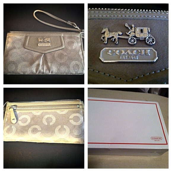 SOLD: Large Coach clutch