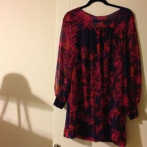 H&M beautiful floral print long sleeved dress
