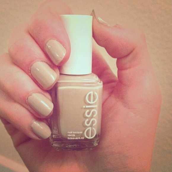 'Sand Tropez' Essie Nail Polish