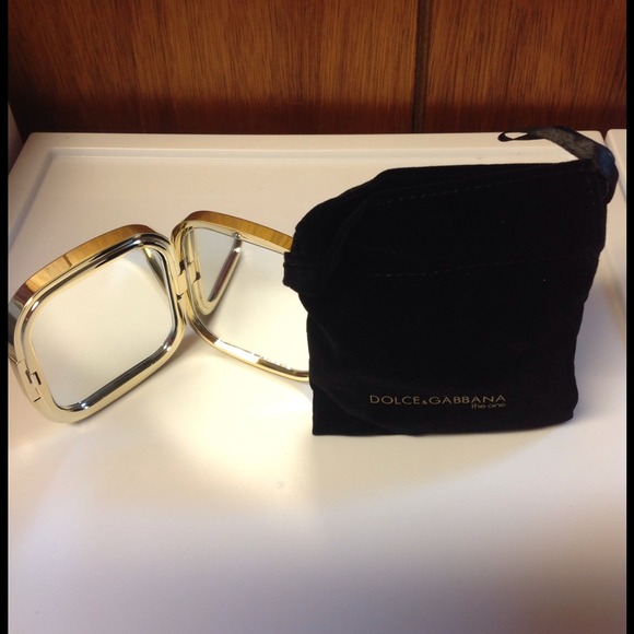 🙆D&G Mirror 🙆 - Picture 2 of 2