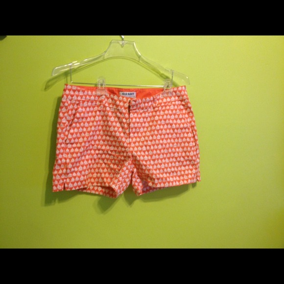Old navy shorts size 8