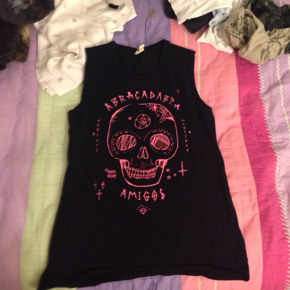 🚫SOLD🚫muscle tank🌚