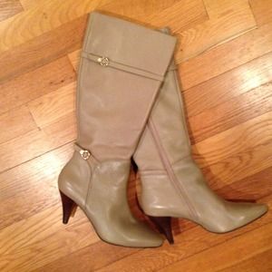 BCBGMaxAzria Shoes - BCBG Boots BCBGMaxAzria Shoes - BCBG Boots