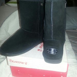 BearPaw Cozy & Warm Winter Boots (New never worn)