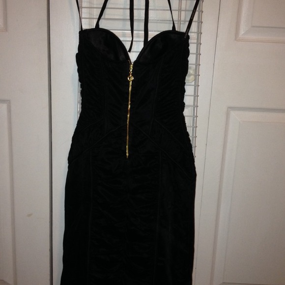 👀Black sexy fitted dress by BeBe👀