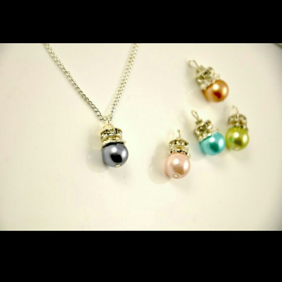 Bundle deal necklace set