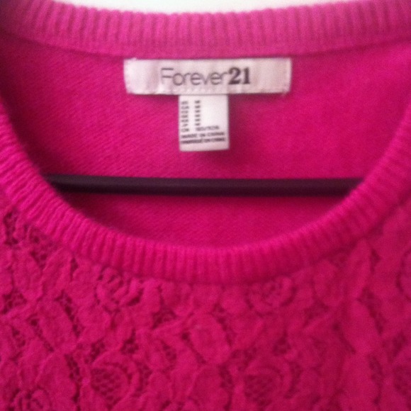 Forever 21 sweater - Picture 2 of 3