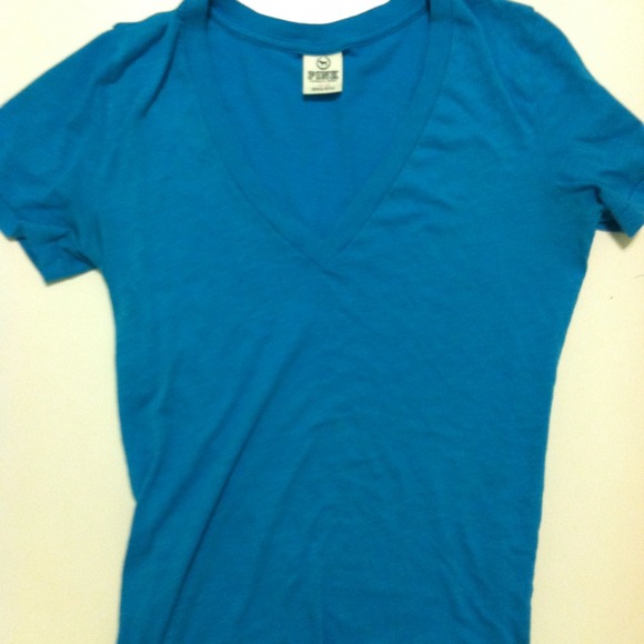 -SOLD-Lot of 2 VS Pink Tees - Picture 2 of 3