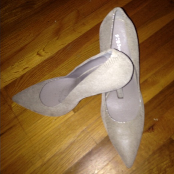 Silver tan elegance high heels