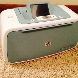 HP mini photo printer.