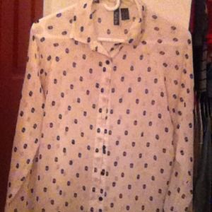 Skull printed button down blouse!