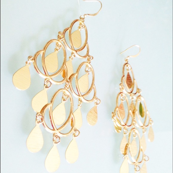 Chandelier gold earrings