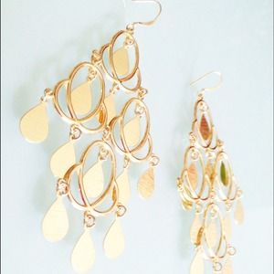 Chandelier gold earrings