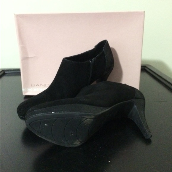 Bandolino booties - Picture 2 of 3