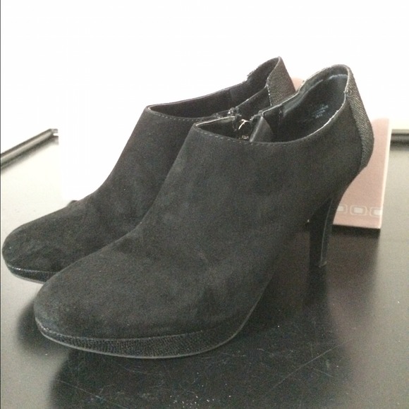 Bandolino booties - Picture 3 of 3