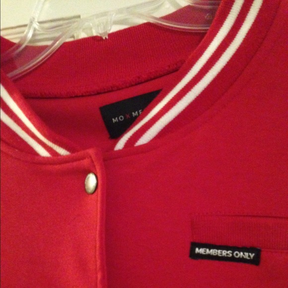 SOLD Red and white varsity jacket - Picture 2 of 2