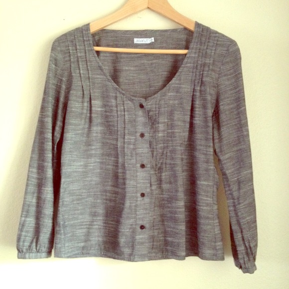 ❌SOLD in BUNDLE❌ Urban Outfitters Grey Shirt
