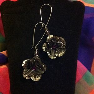 %%🚫SOLD%🚫% Rose petal long earrings
