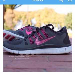 LOOKING FOR👀🎀😍