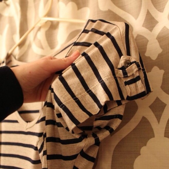 🚫SOLD🚫 🎉HOST PICK🎉 Come Sail Away With Me! - Picture 3 of 4