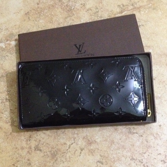 🔴BEAUTIFUL BLACK WALLET🔴