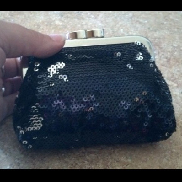 Victoria secret coin purse - Picture 1 of 4
