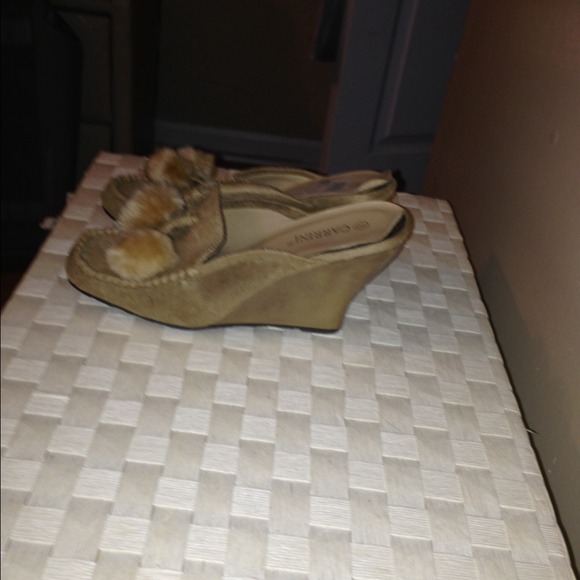 Wedge - Picture 2 of 2